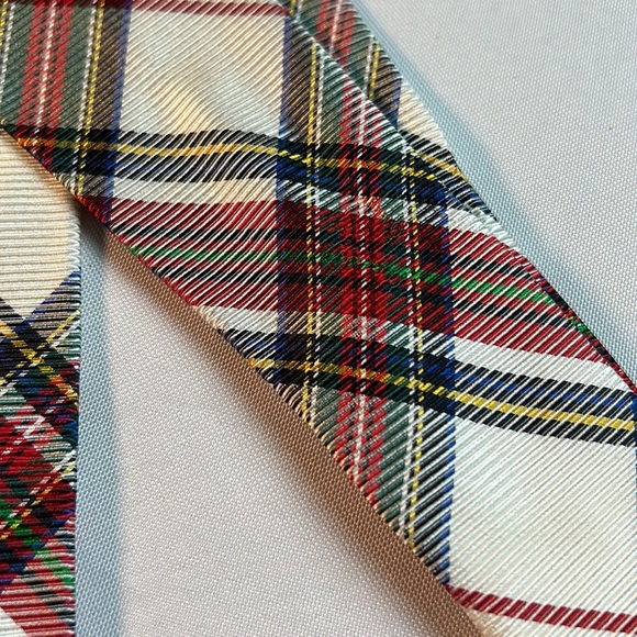 NWOT beautiful tie by Paul Frederick, 100% silk multicolored - Picture 4 of 7